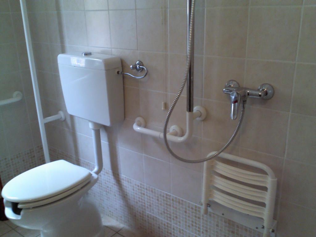 Albergo Magrini Della Genga Genga (Ancona) Quarto foto