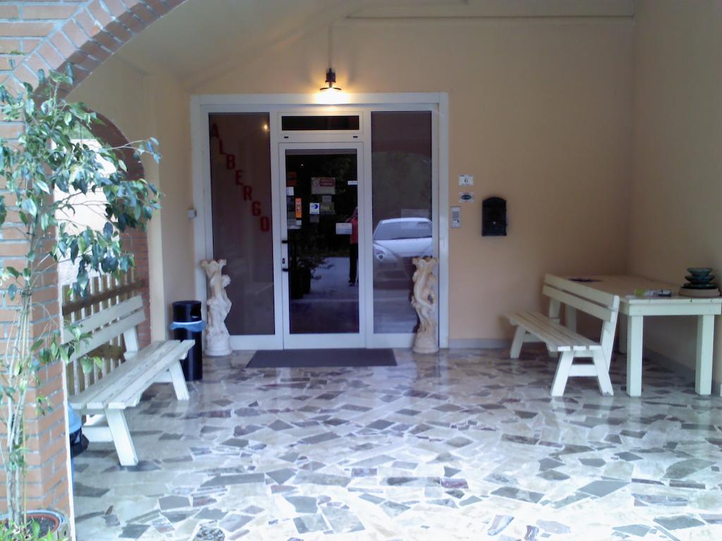 Albergo Magrini Della Genga Genga (Ancona) Exterior foto
